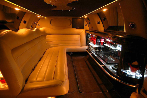 Lincoln Limo Fort Myers