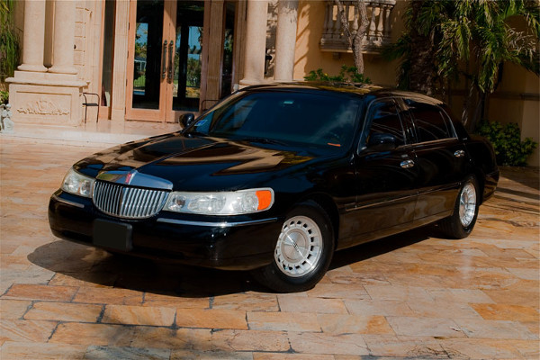 Lincoln Sedan FT Myers Florida Rental